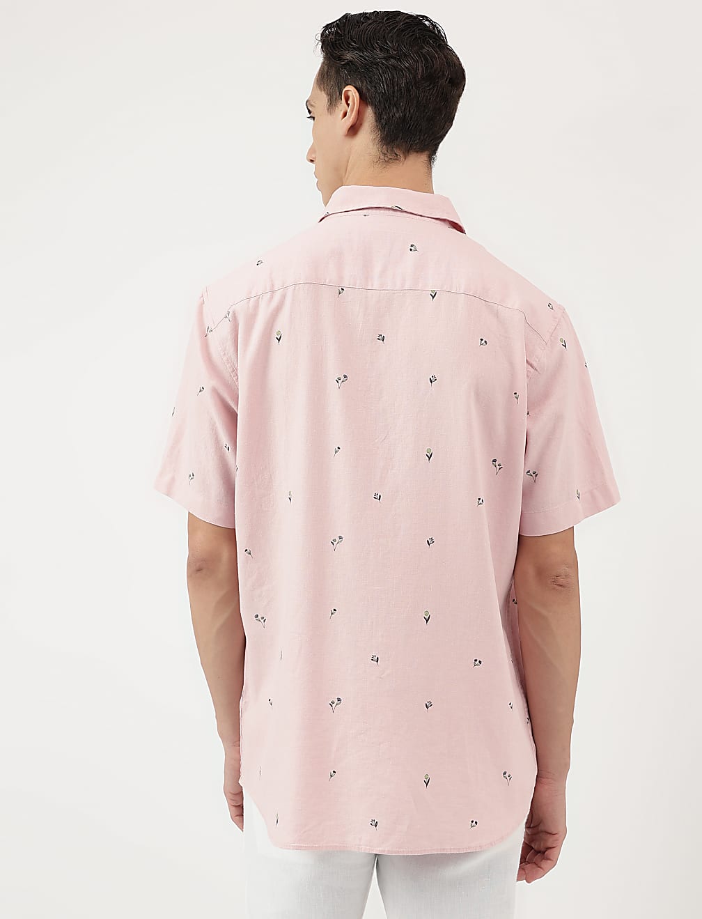 Relaxed Fit Spread Collar Shirt