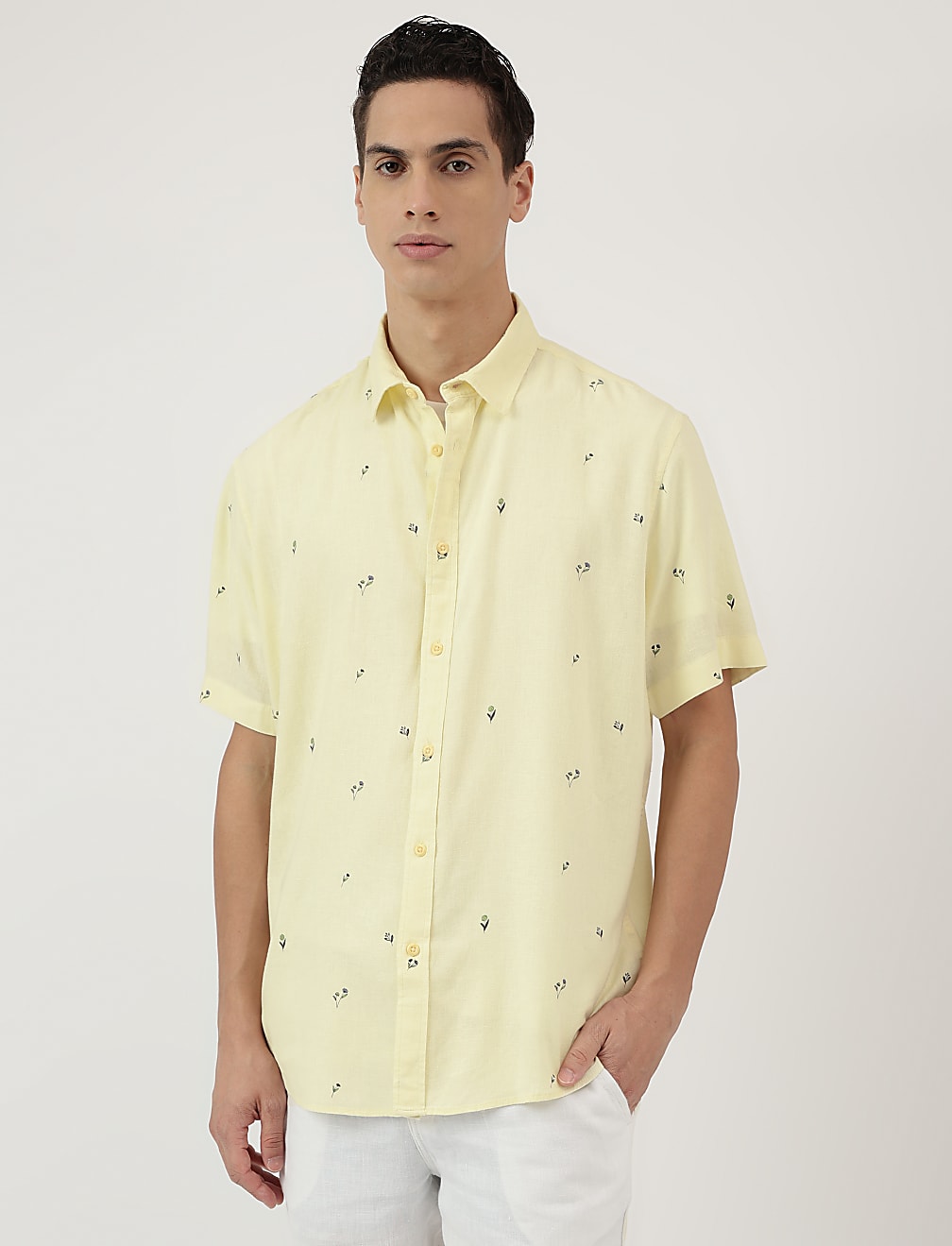 Relaxed Fit Spread Collar Shirt