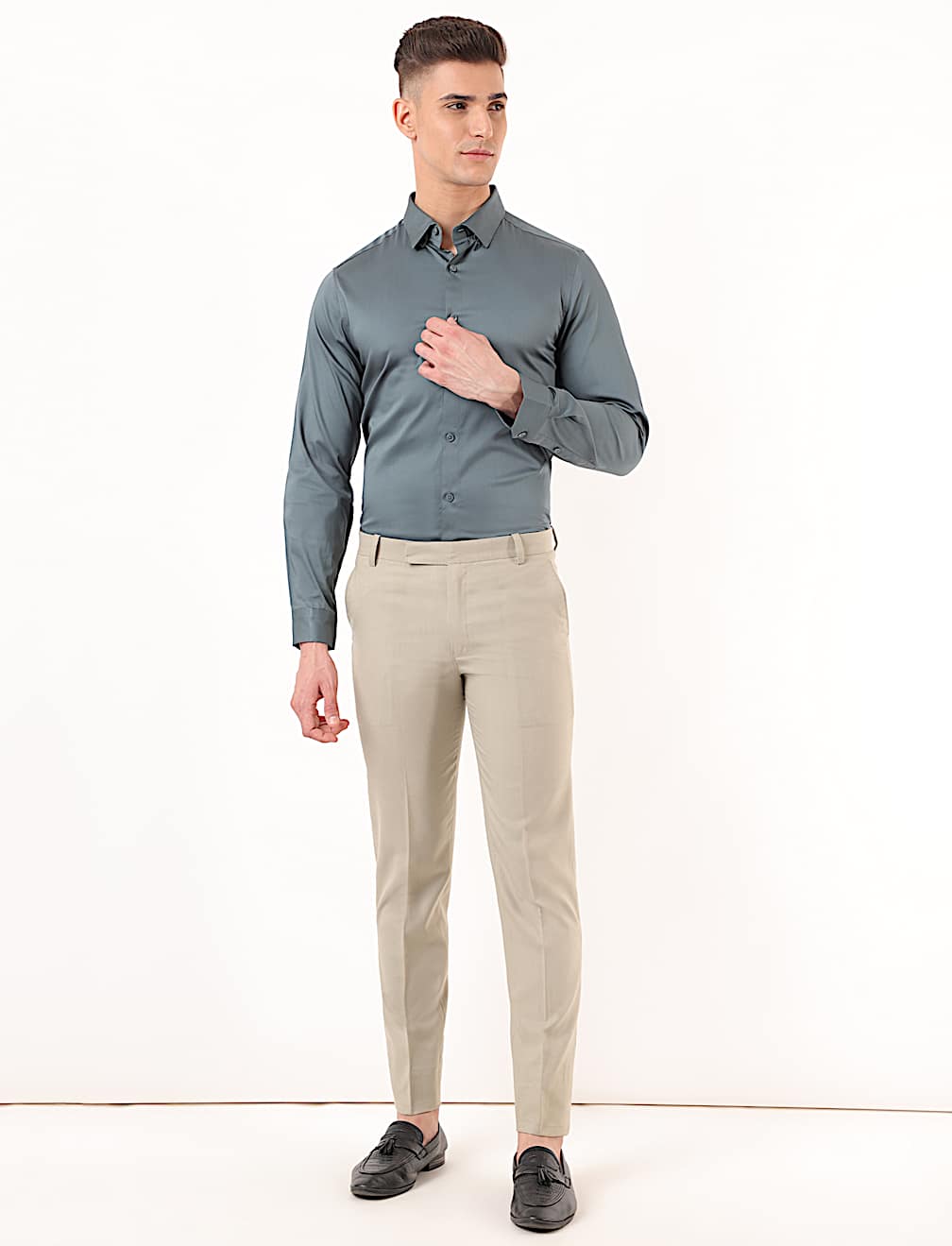 Cotton Mix Plain Spread Collar Shirt