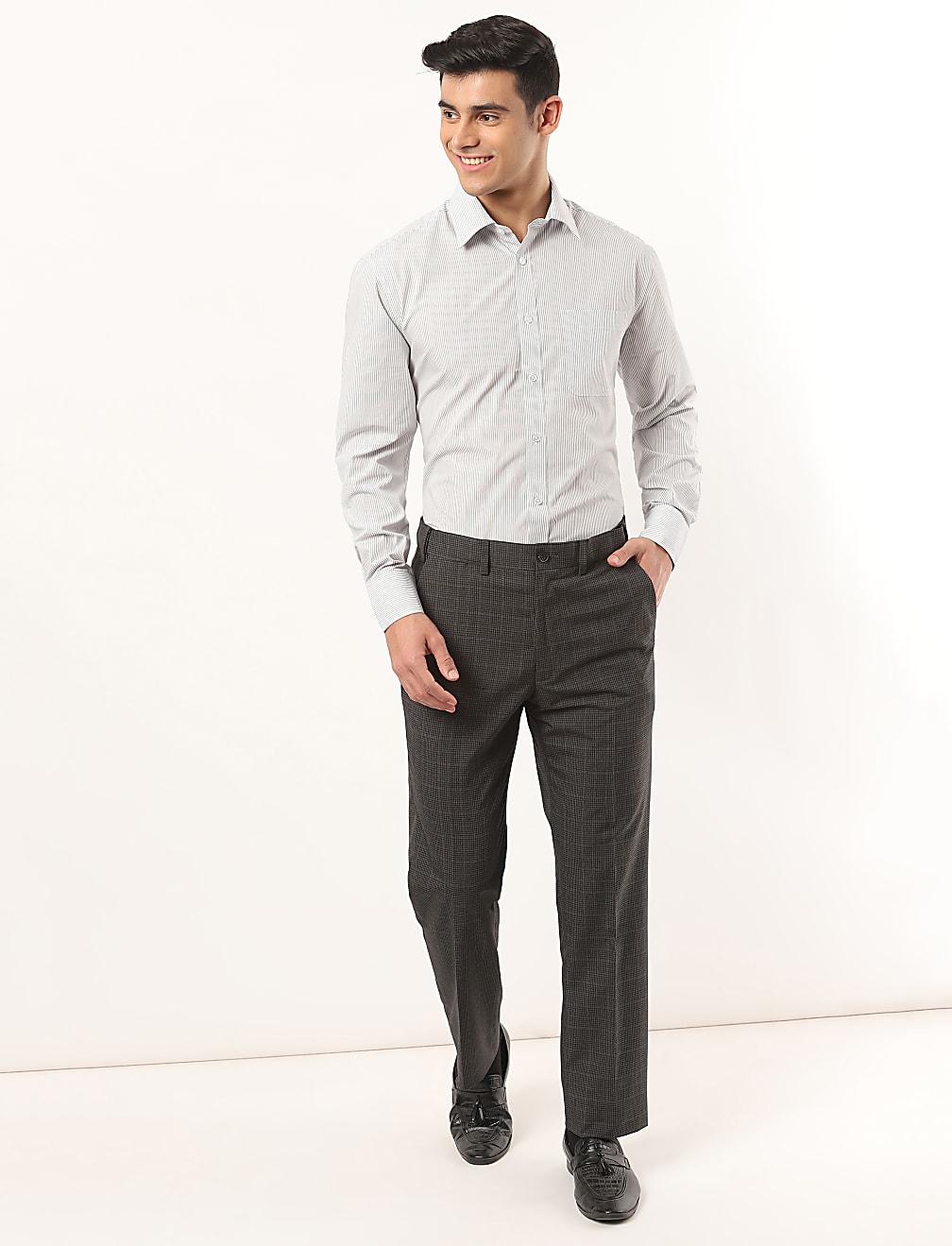 Crease Resistant Regular Fit Design Trouser