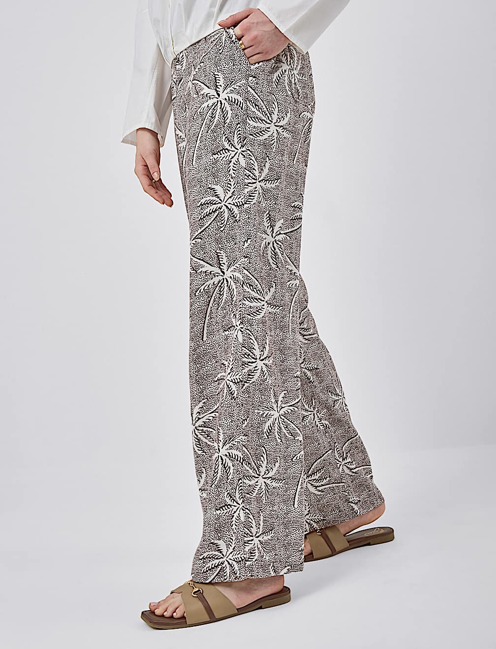 Linen Rich Embroidered Wide Leg Trousers