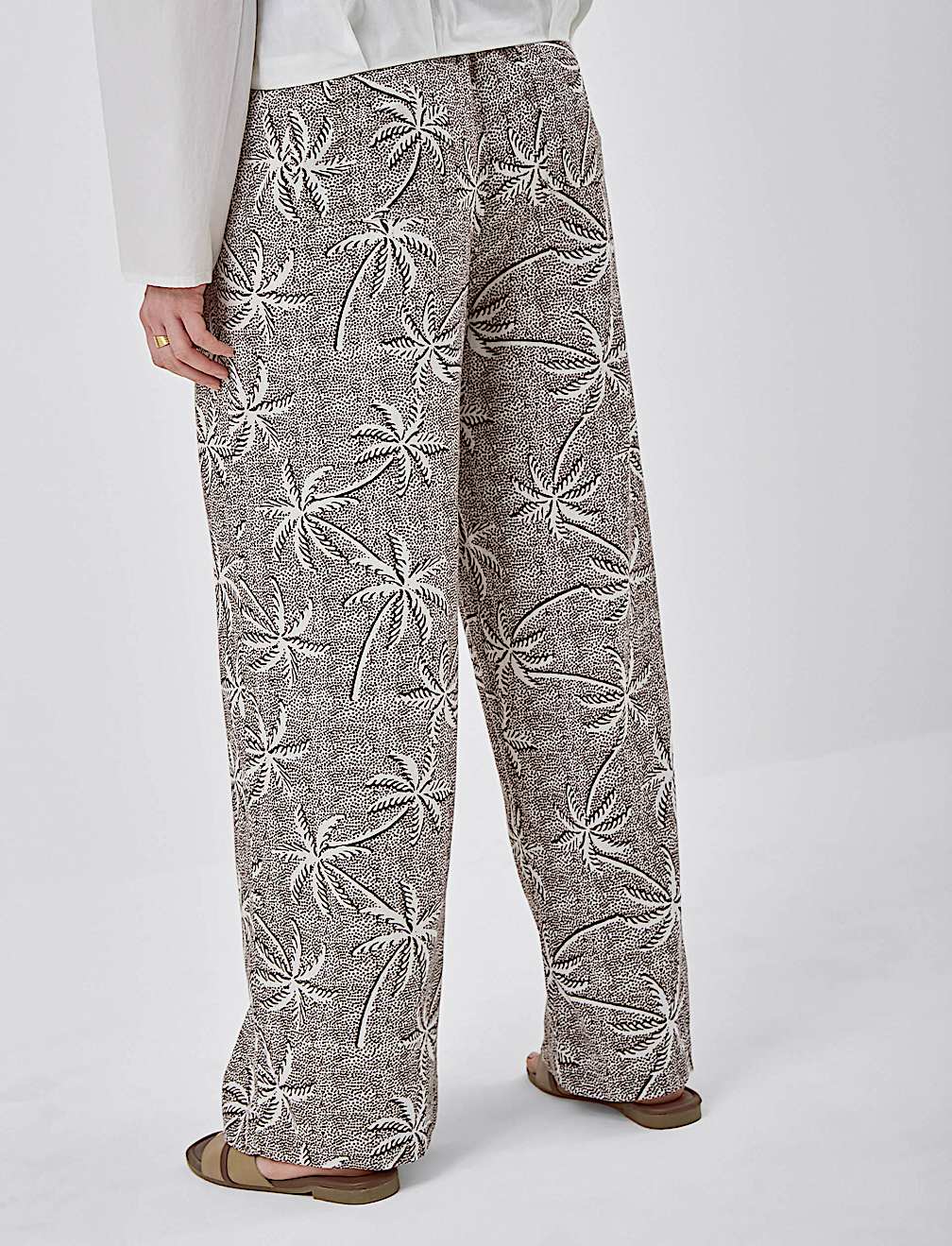 Linen Rich Embroidered Wide Leg Trousers