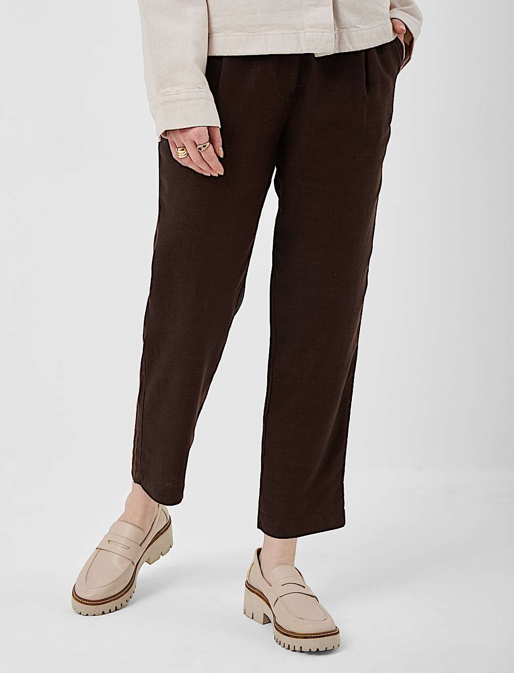 Linen Rich Pleat Front Cropped Trousers