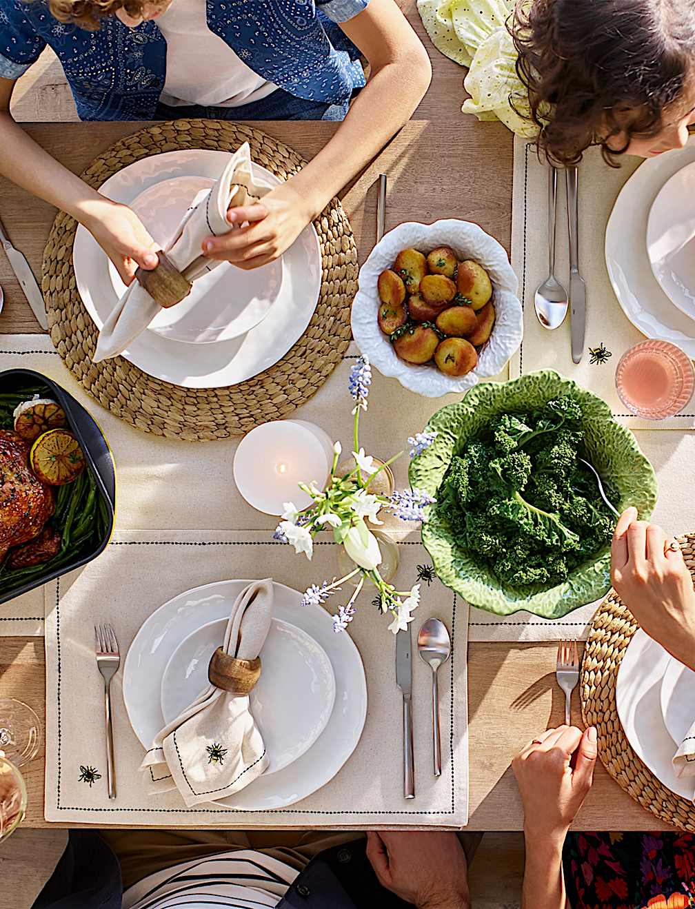 Pure Cotton Embroidered Bee Table Runner