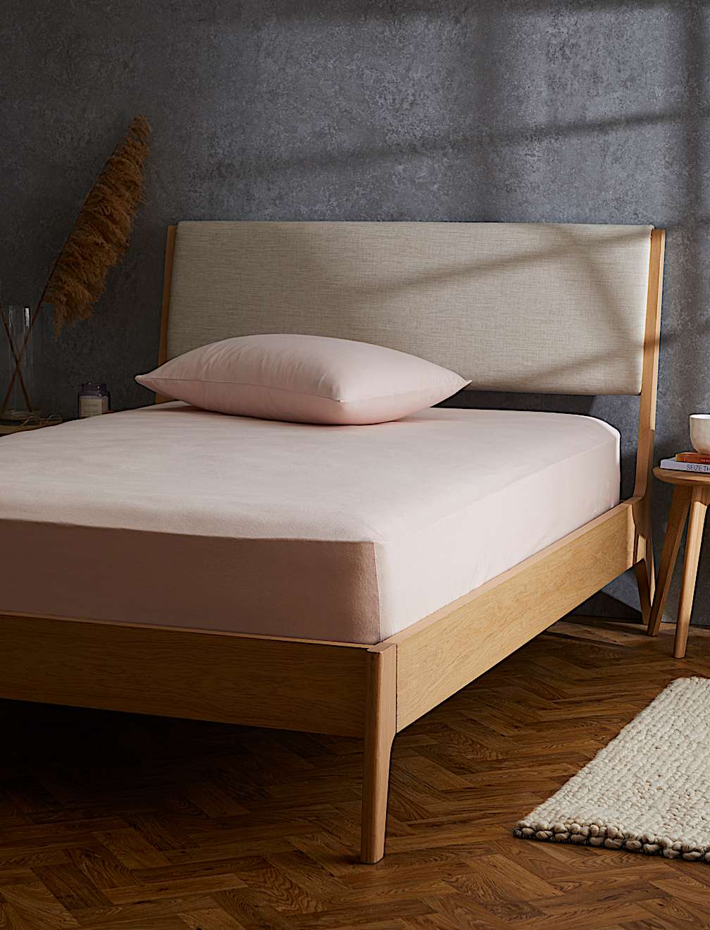 Pure Brushed Cotton Fitted Sheet