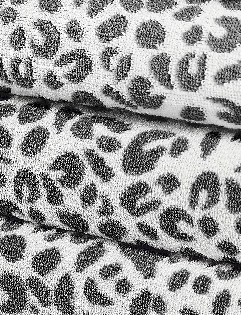 Pure Cotton Leopard Print Towel