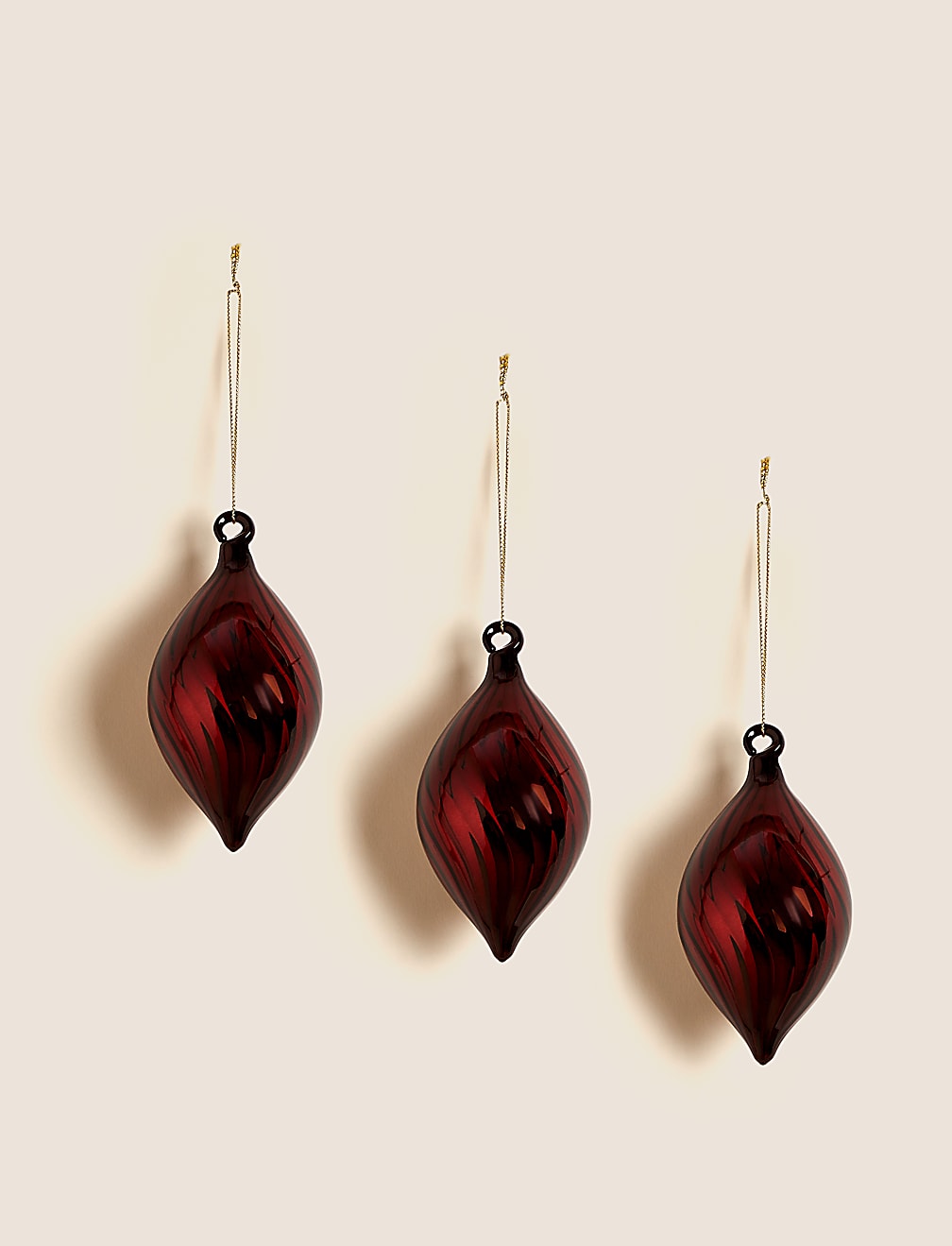 3pk Red Glass Teardrop Baubles