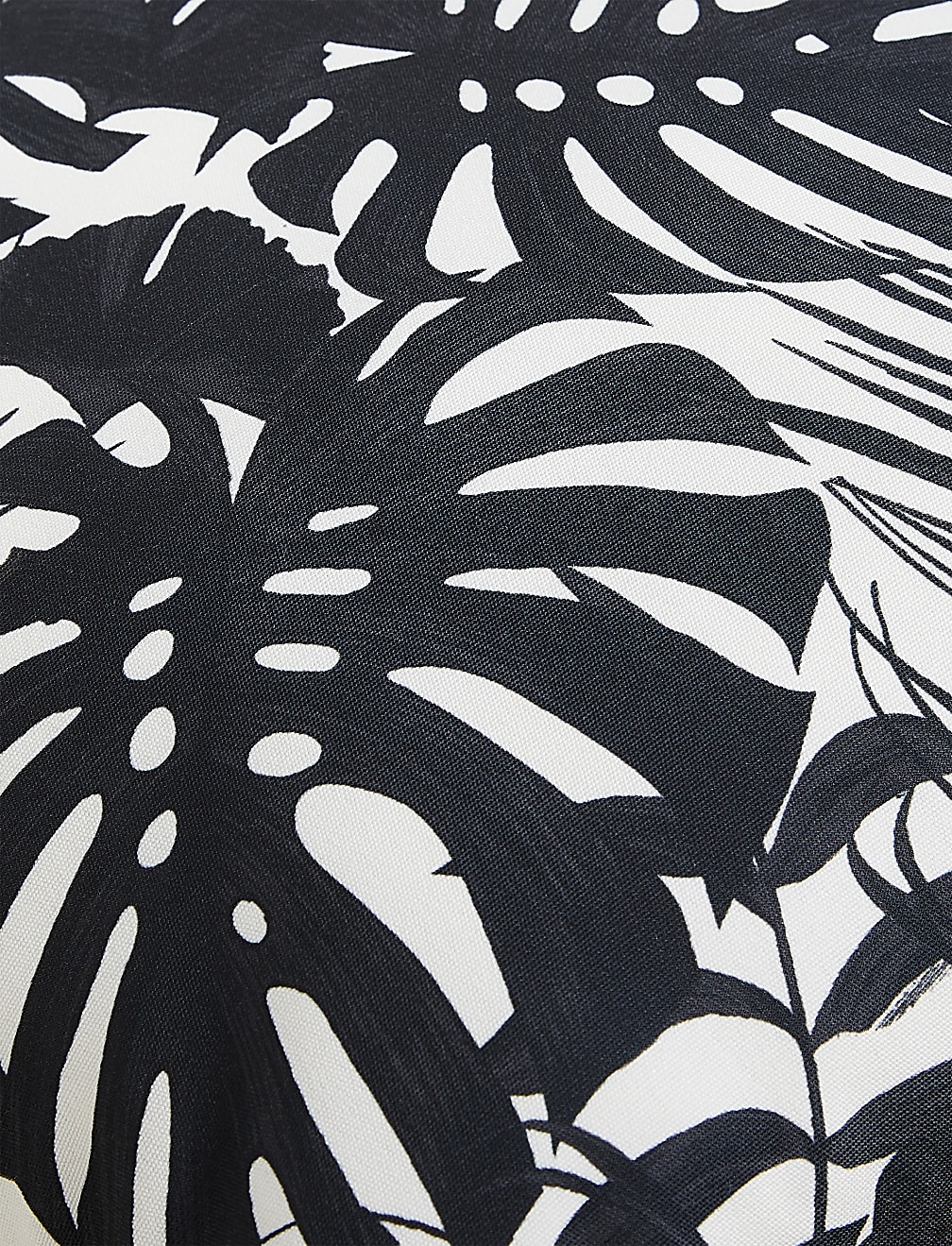 Set of 2 Leaf Print Outdoor Cushions