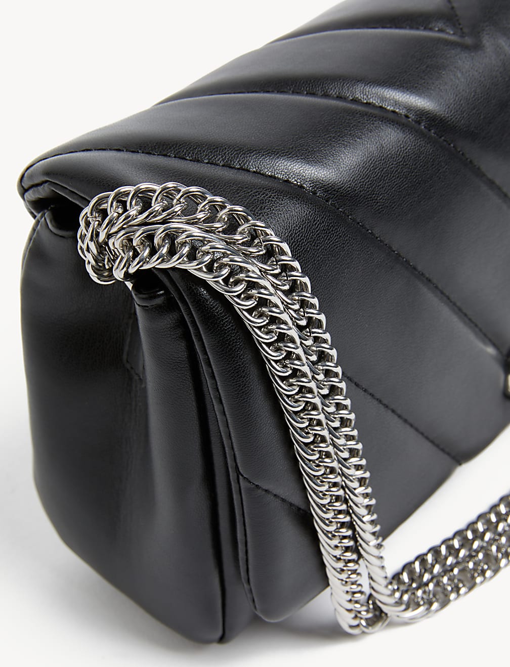Quilted Chain Strap Shoulder Bag