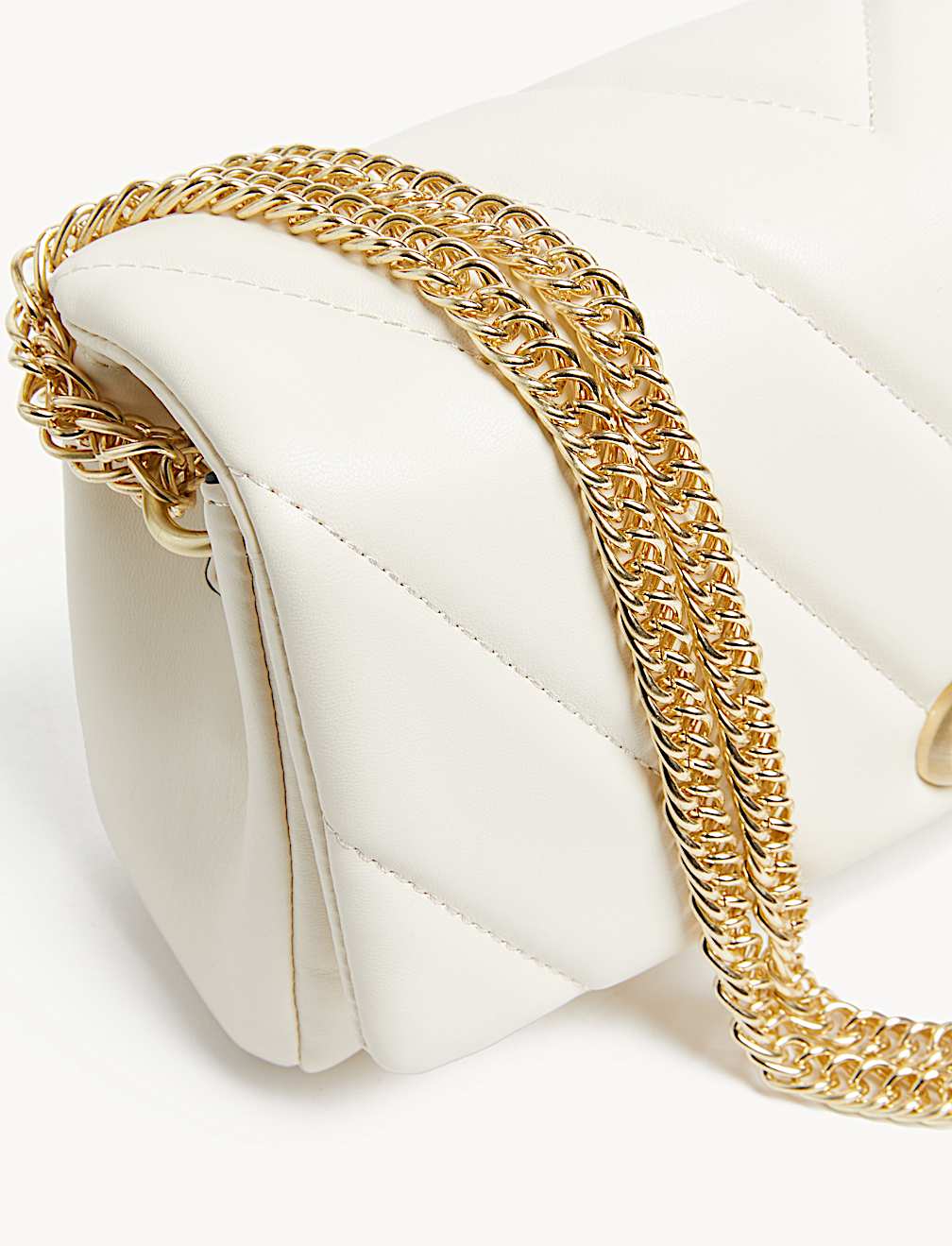 Quilted Chain Strap Shoulder Bag