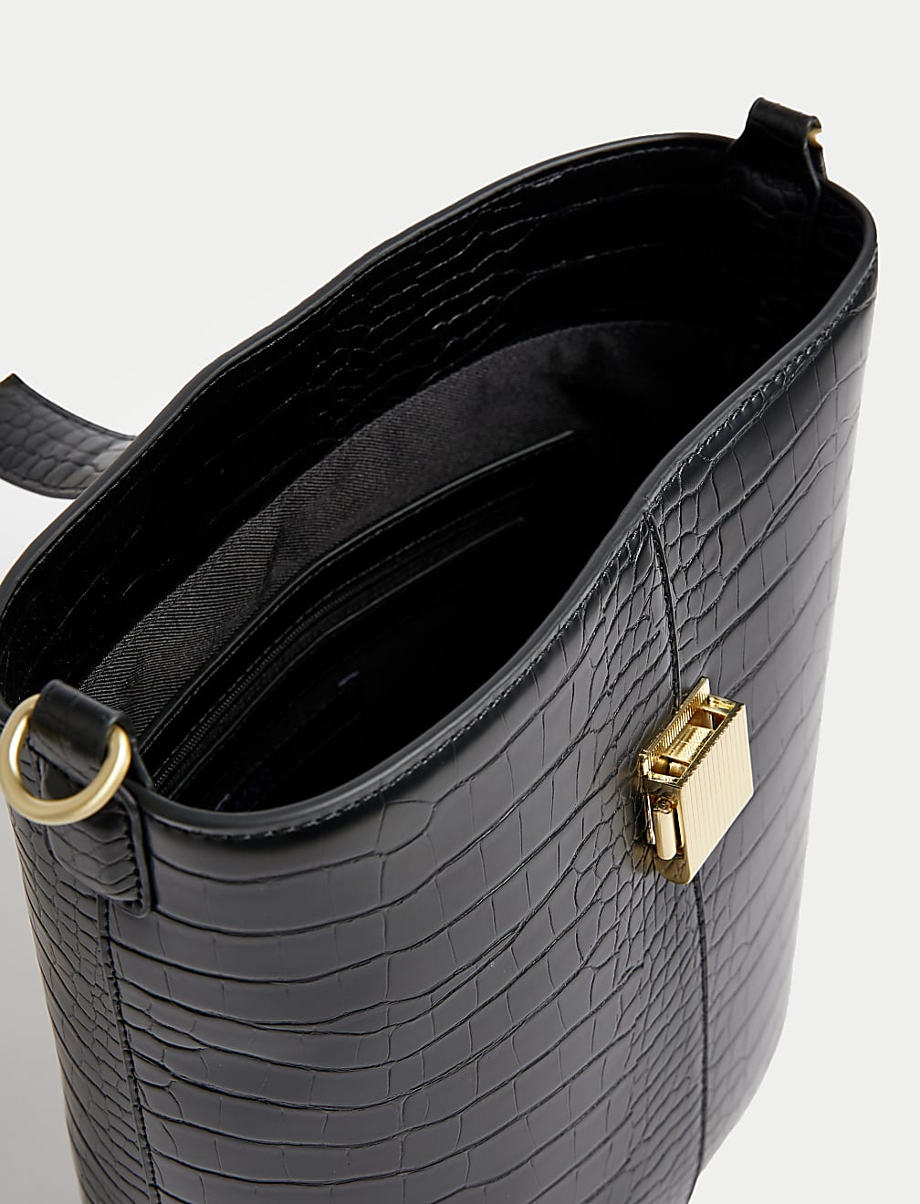 Croc effect bucket bag new arrivals