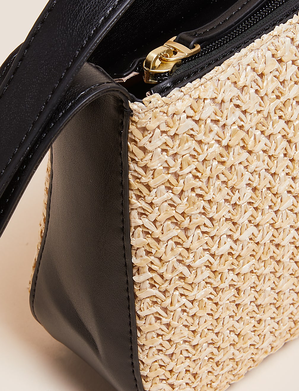 Straw Buckle Detail Shoulder Bag