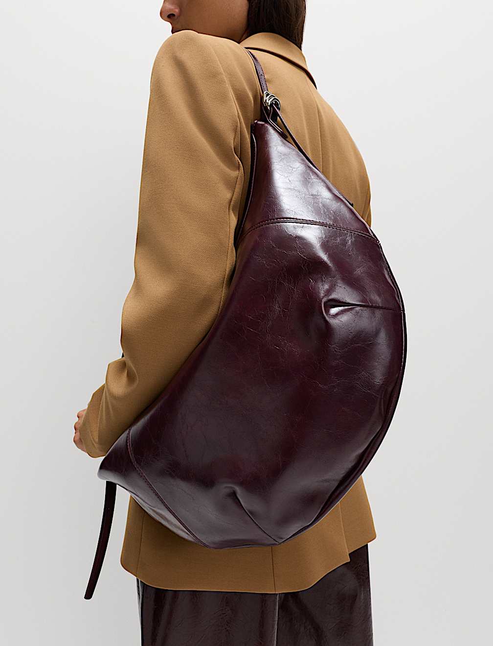 Patent Sling Shopper
