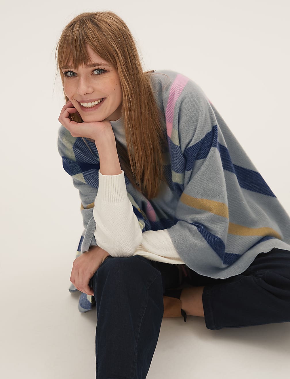 Woven Checked Tassel Poncho