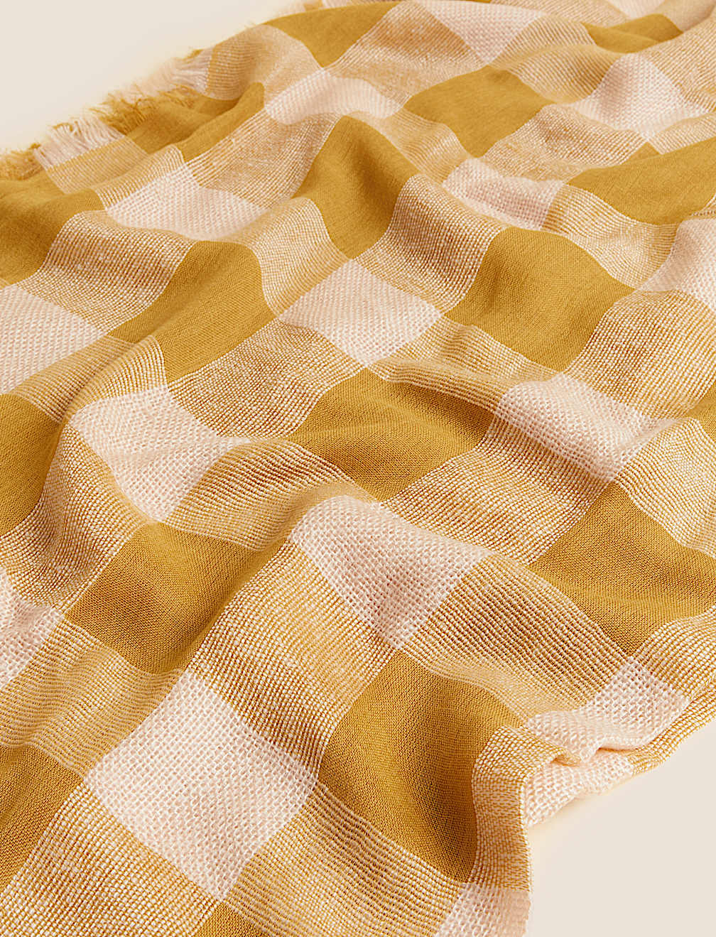 Checked Fringed Scarf with Wool