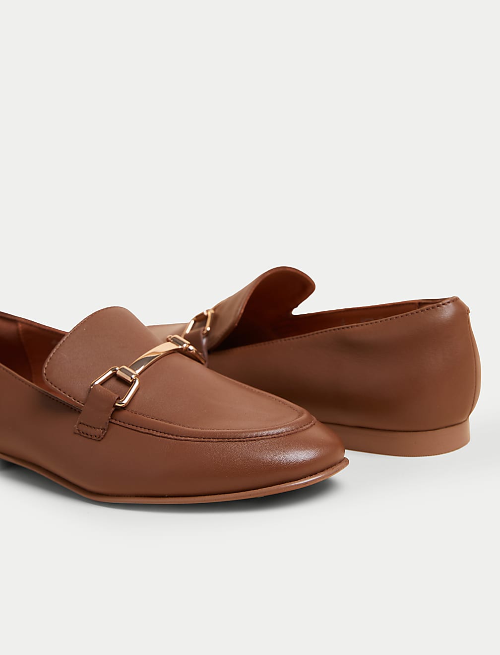 Leather Bar Trim Flat Loafers