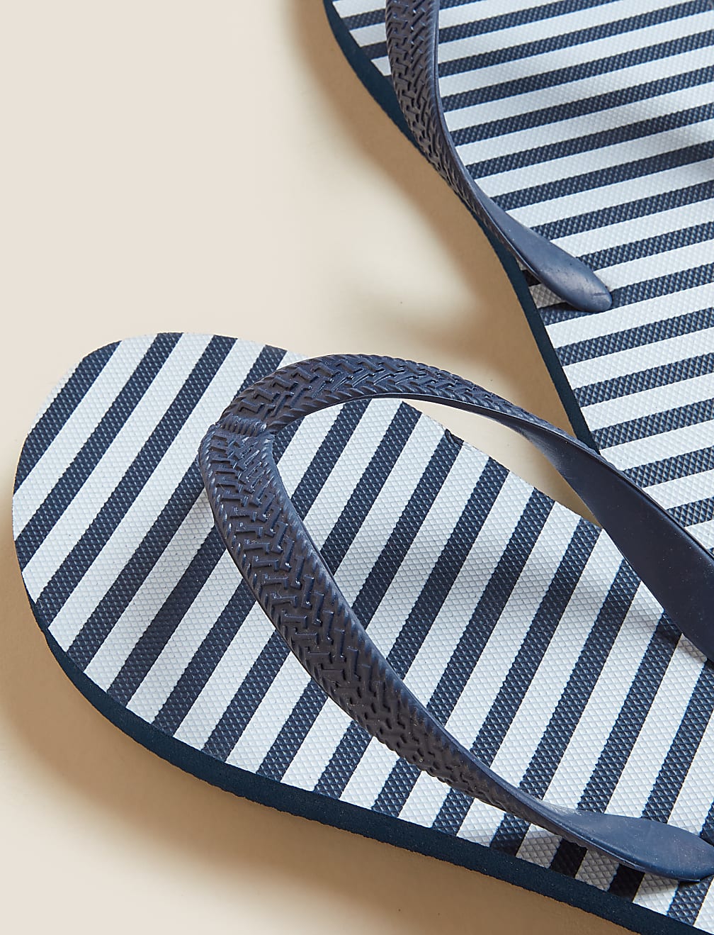 Printed Flip Flops with BLOOM™