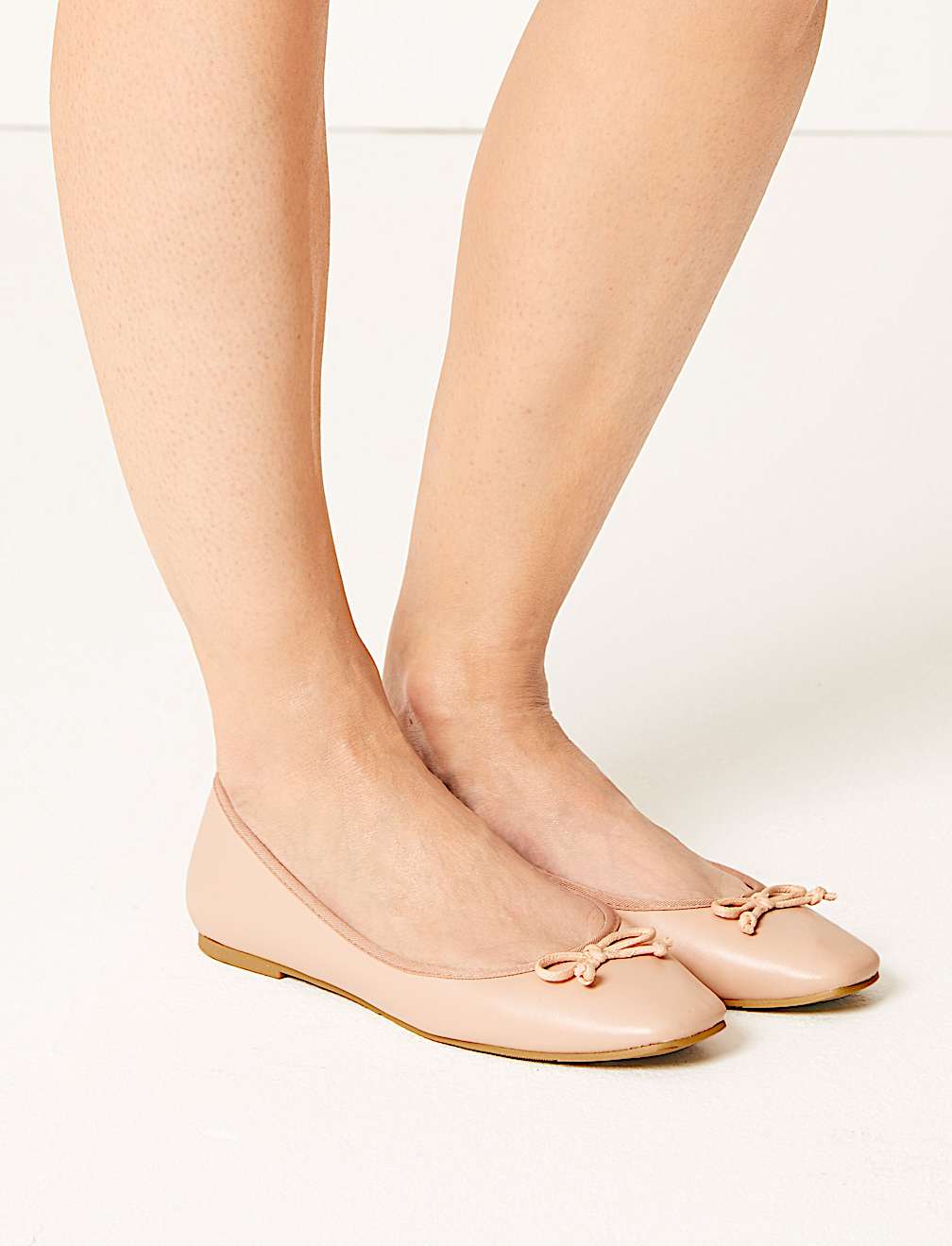 Bow Square Toe Pumps