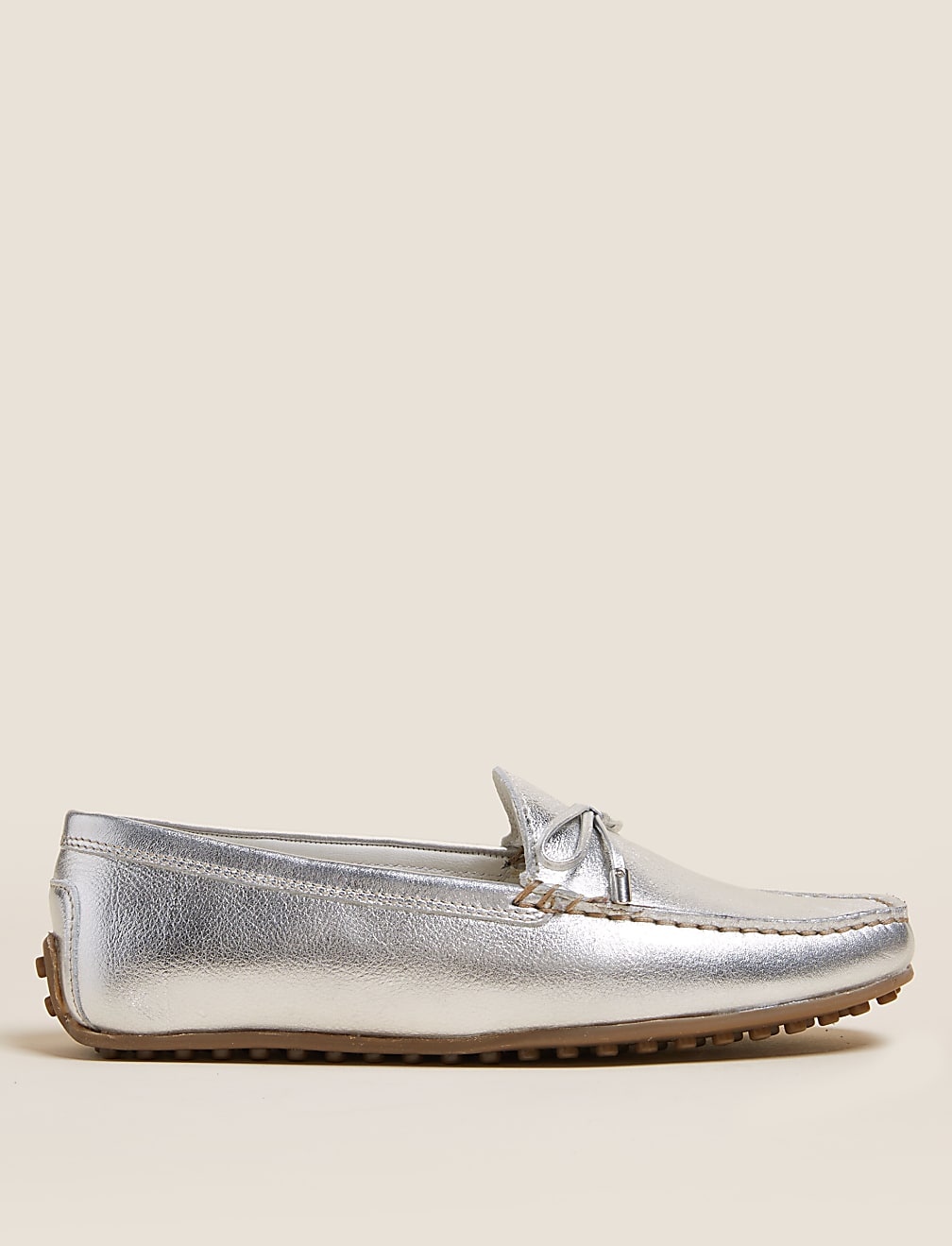 Wide Fit Leather Bow Boat Shoes