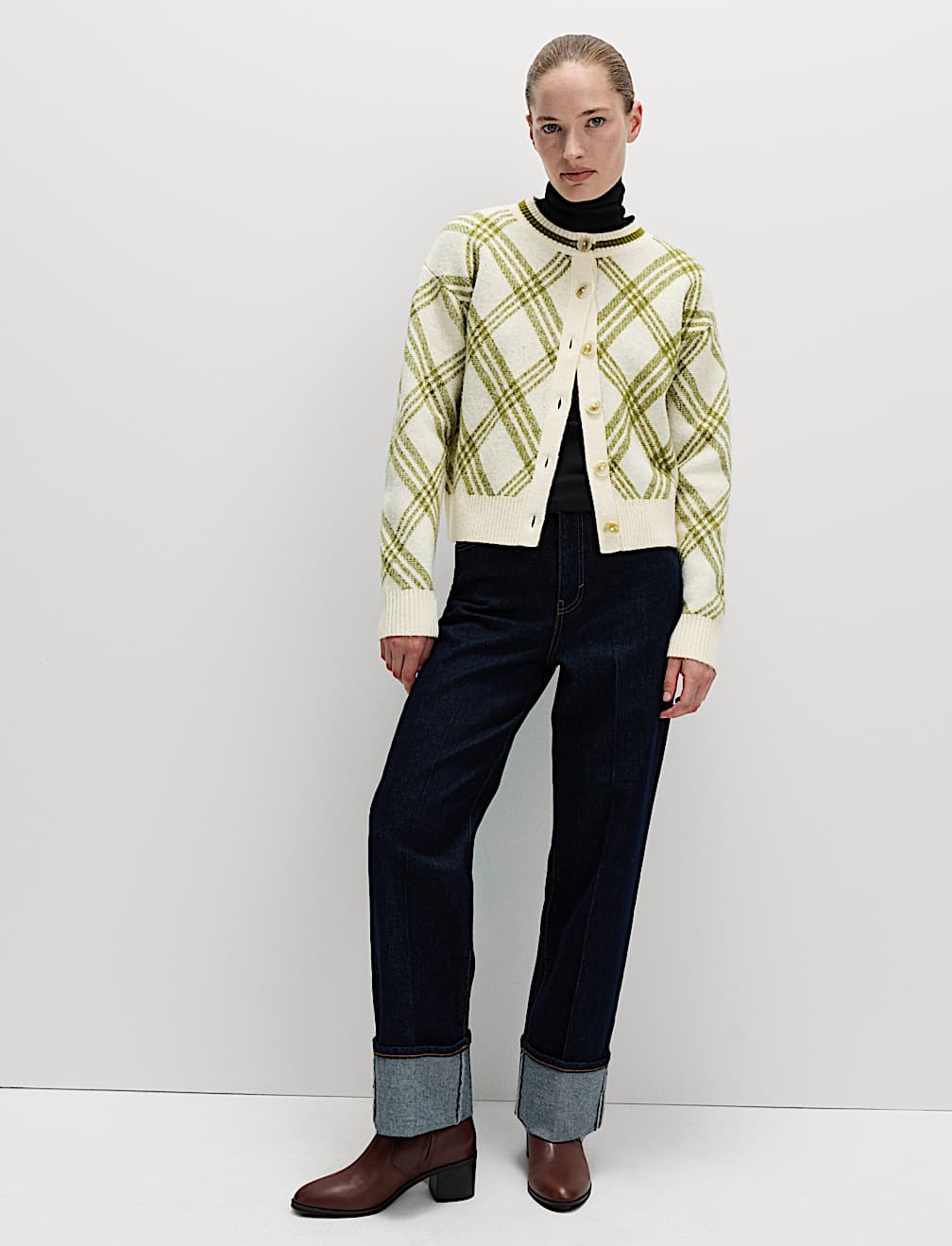 Checked Crew Neck Cardigan With Wool