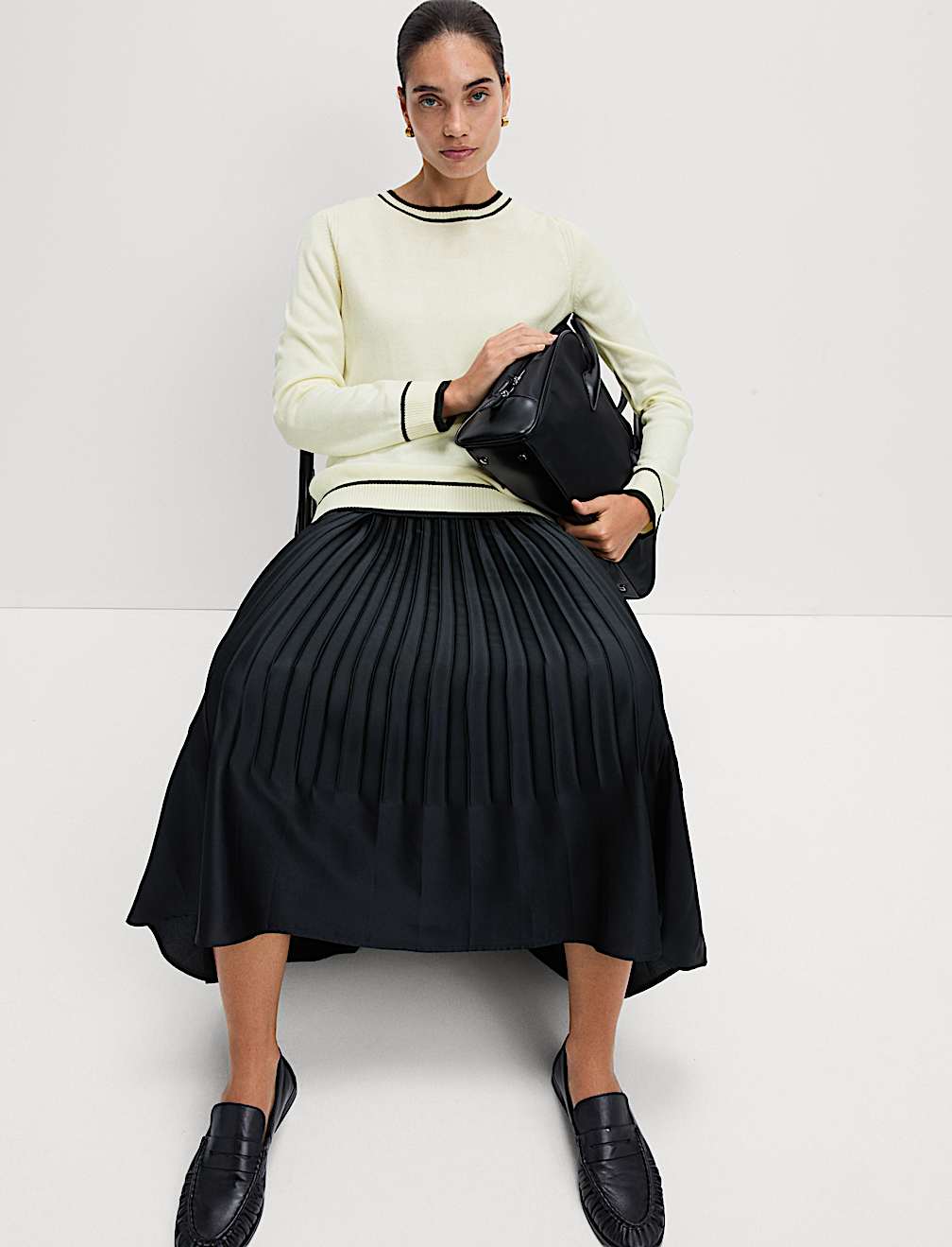 Supersoft Tipped Crew Neck Jumper