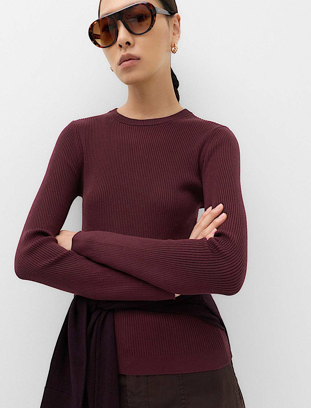 Ribbed Crew Neck Fitted Jumper