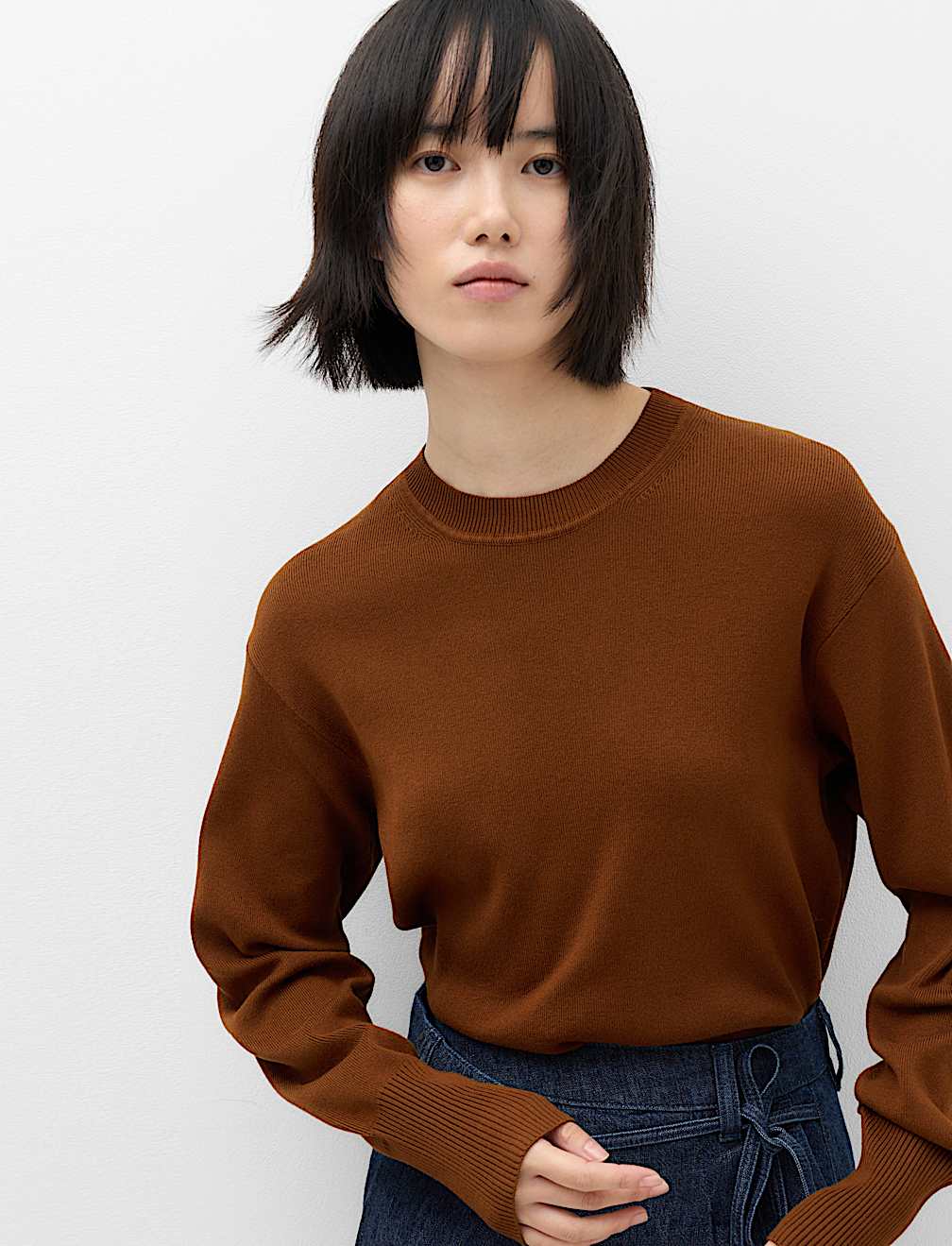 Crew Neck Waisted Slim Fit Jumper
