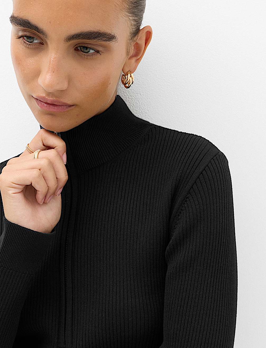 Ribbed Textured Half Zip Fitted Knitted Top