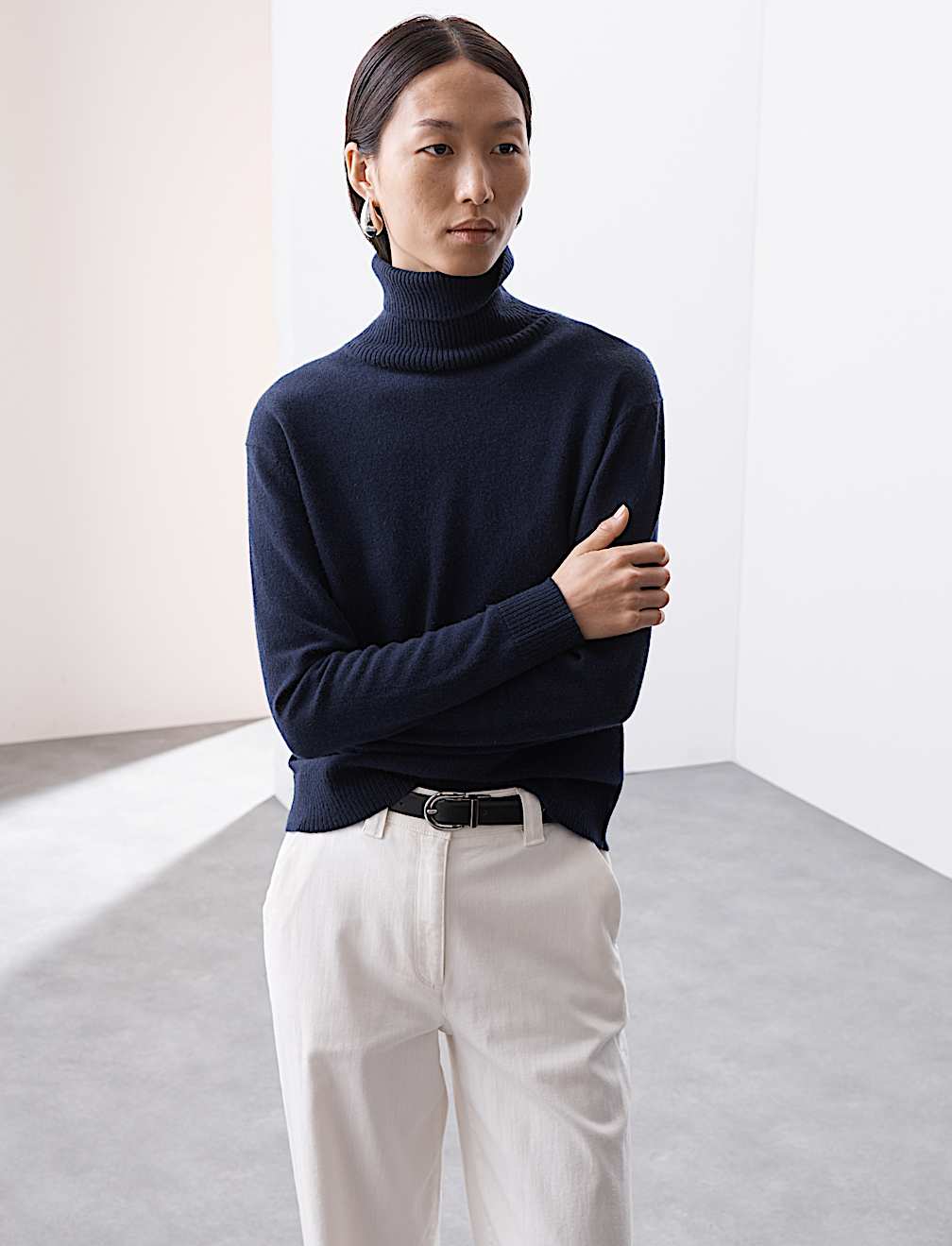 Pure Cashmere Roll Neck Jumper