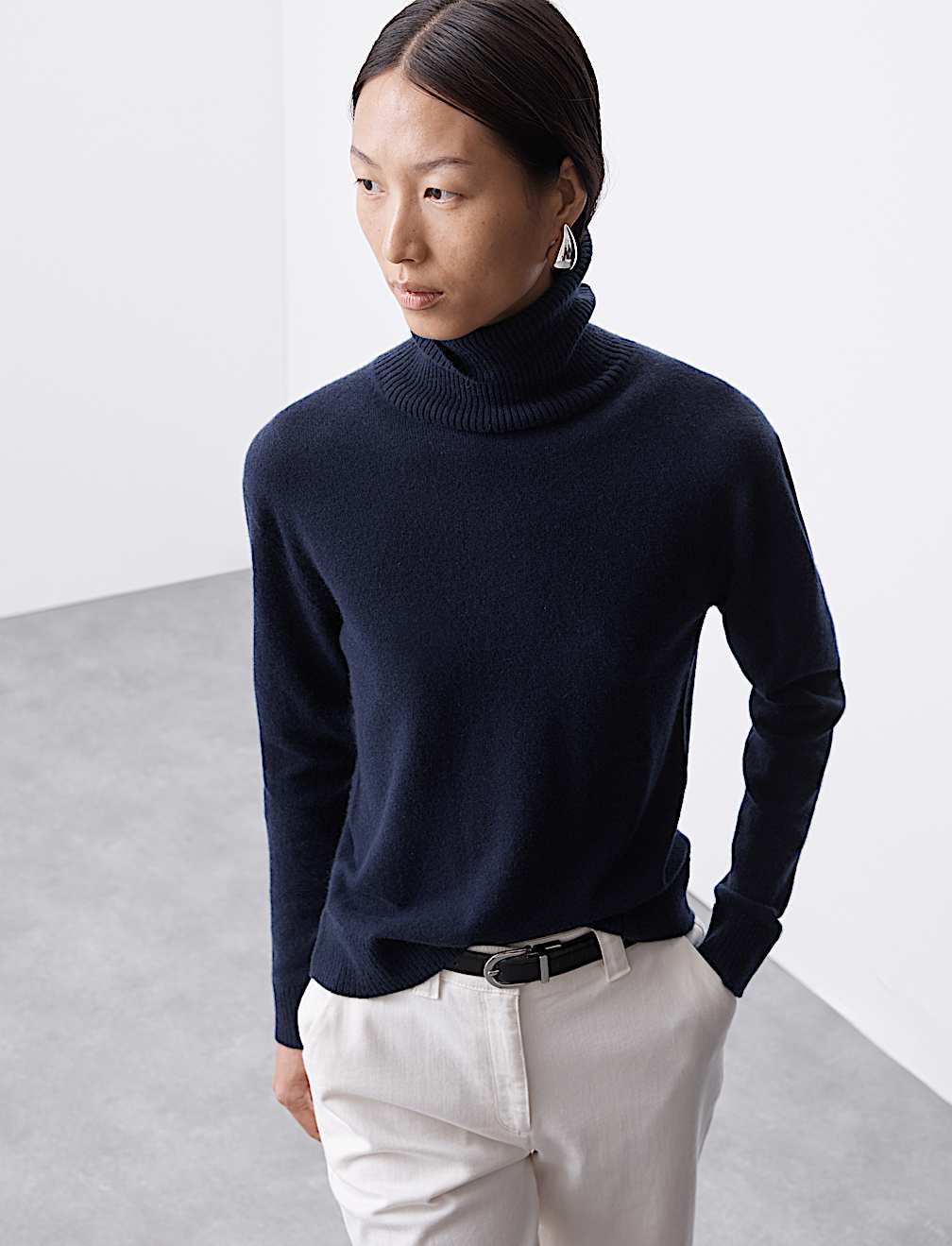 Pure Cashmere Roll Neck Jumper