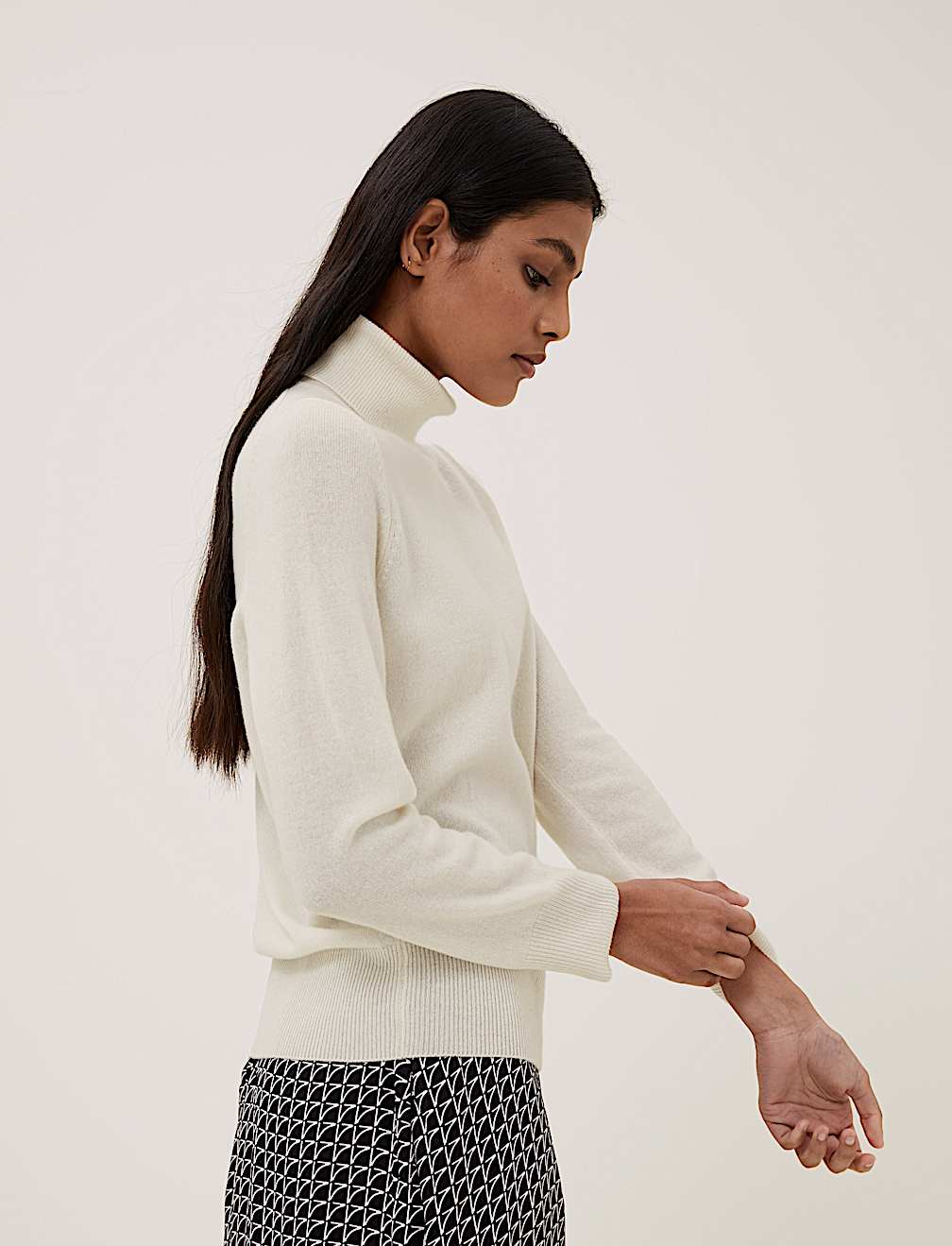 Pure Cashmere Roll Neck Jumper