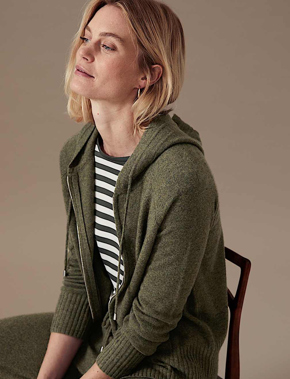 Pure Cashmere Knitted Relaxed Hoodie