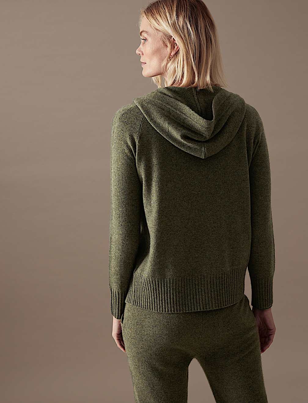 Pure Cashmere Knitted Relaxed Hoodie