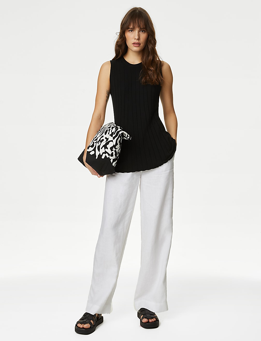 Textured Crew Neck Knitted Top