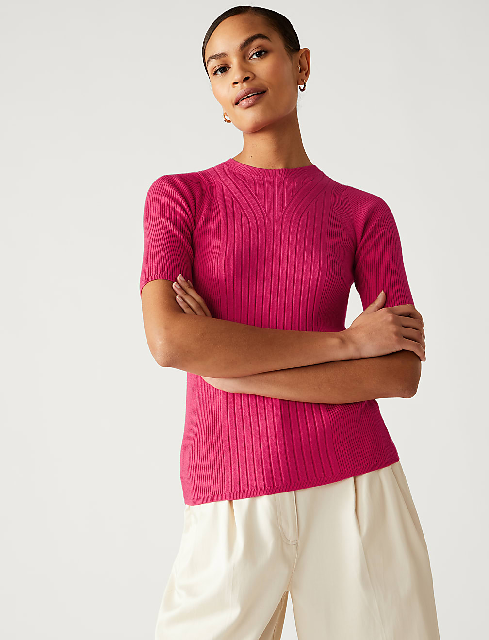 Ribbed Crew Neck Knitted Top