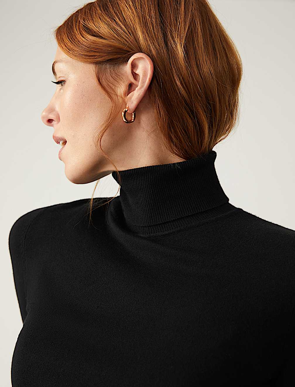 Roll Neck Fitted Jumper
