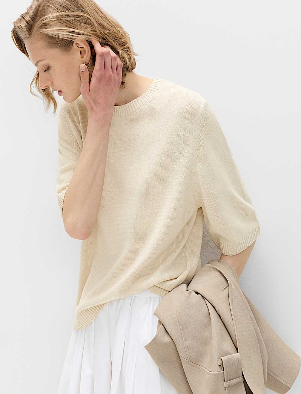 Relaxed Fit Knitted Top With Linen