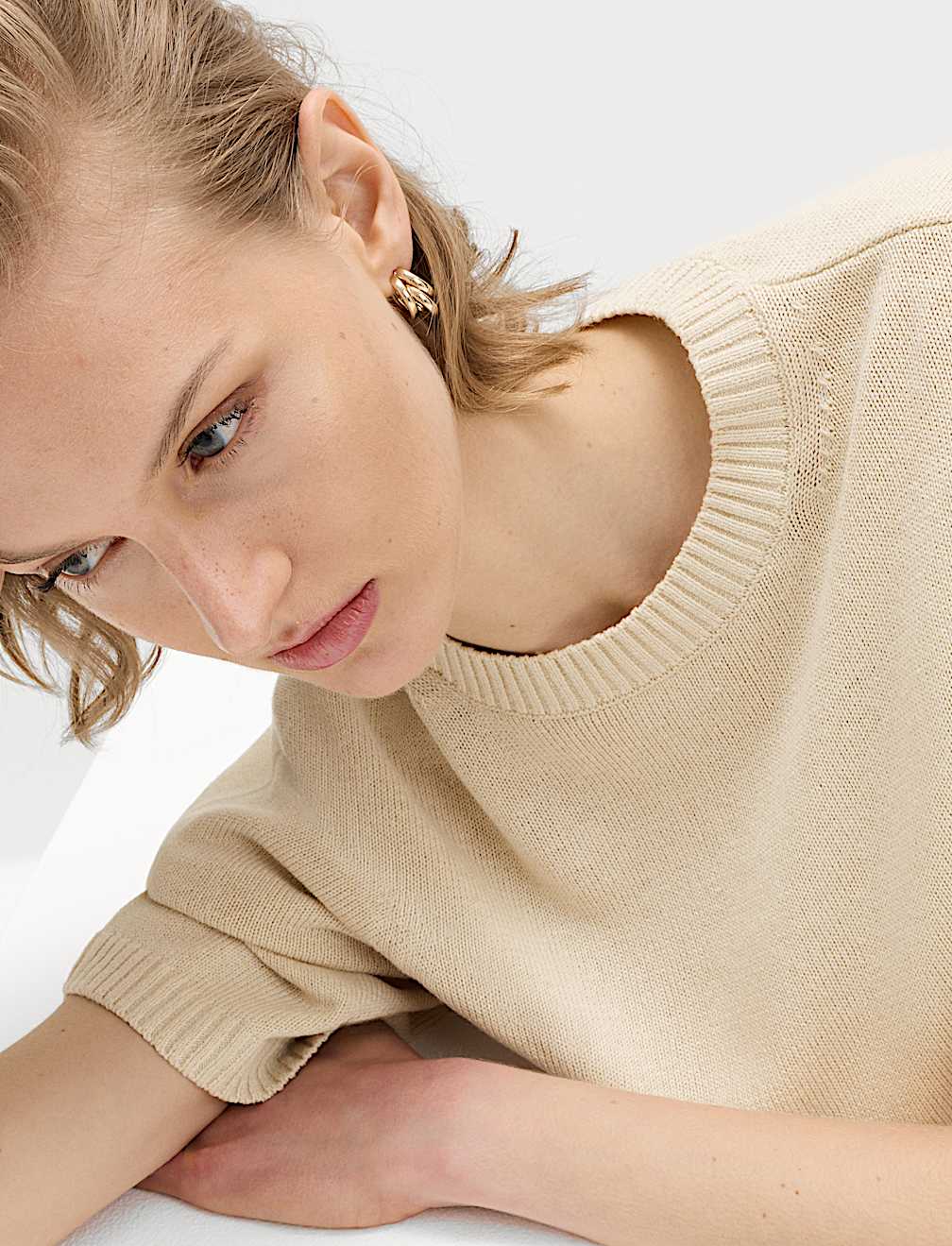 Relaxed Fit Knitted Top With Linen
