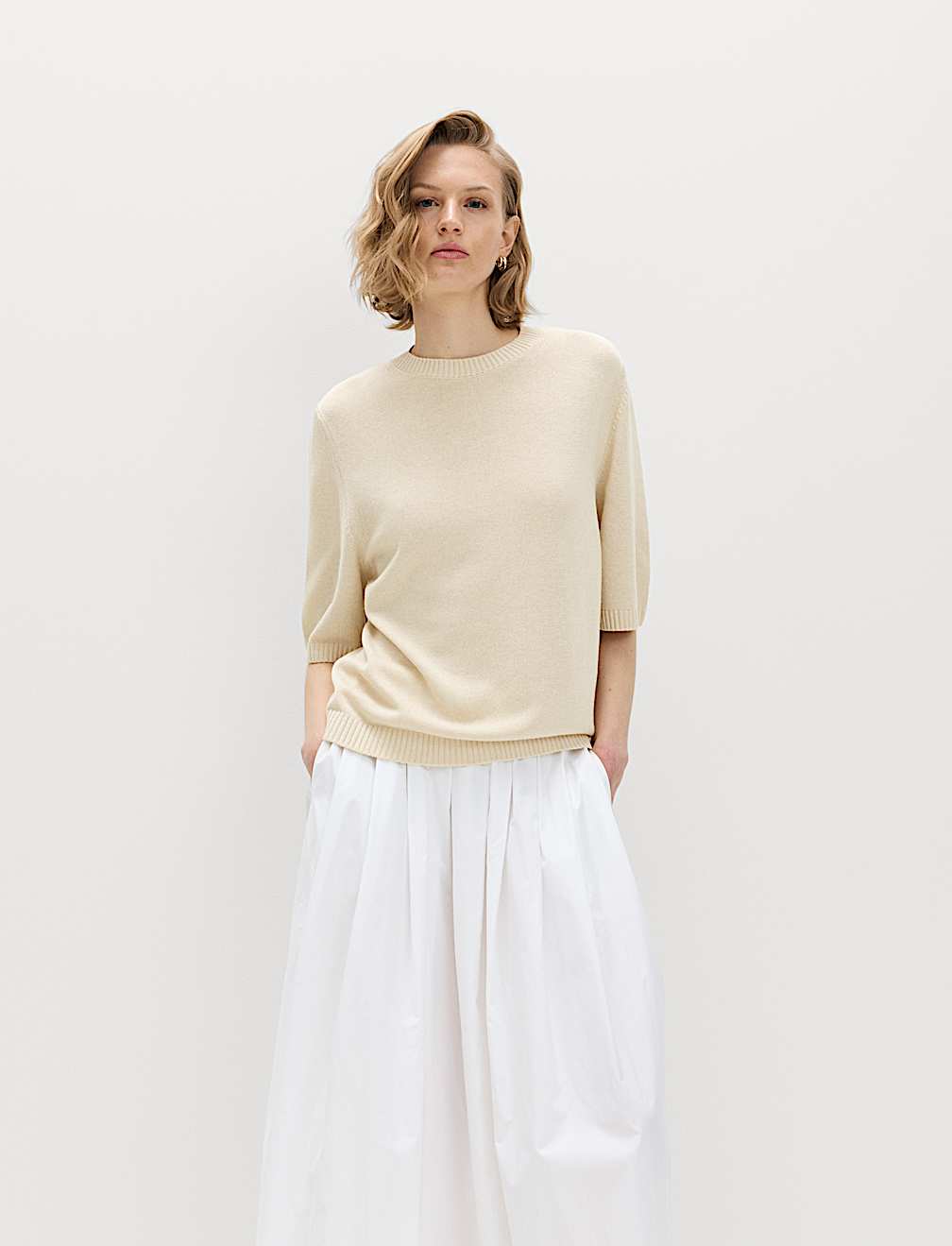 Relaxed Fit Knitted Top With Linen