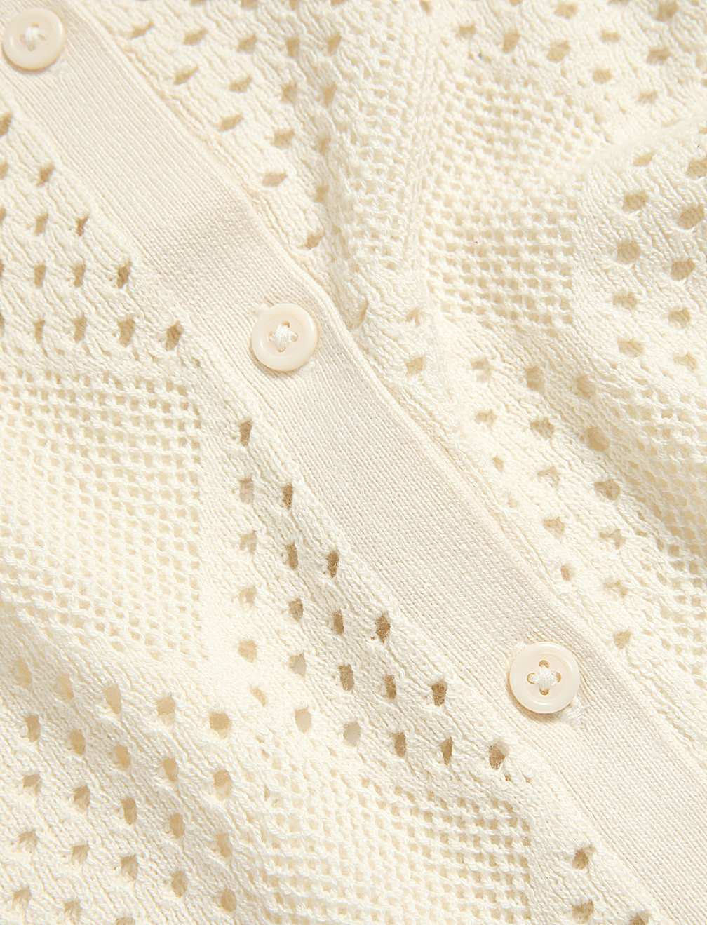 Cotton Rich Textured Collared Knitted Top