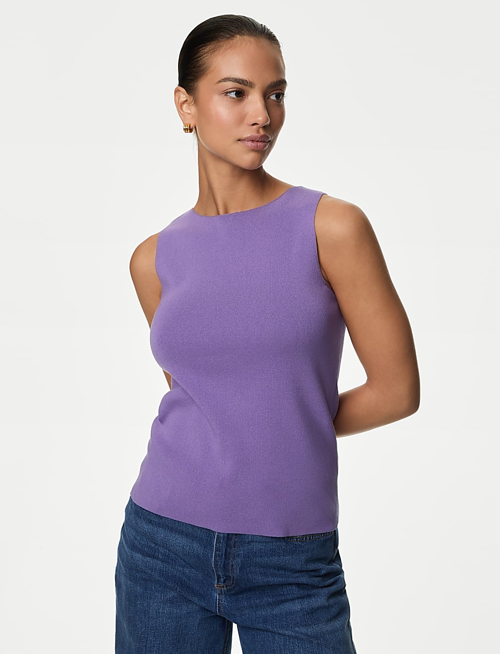 Crew Neck Knitted Vest