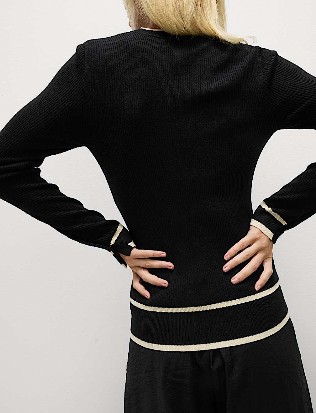 Ribbed Tipped Detail Crew Neck Jumper