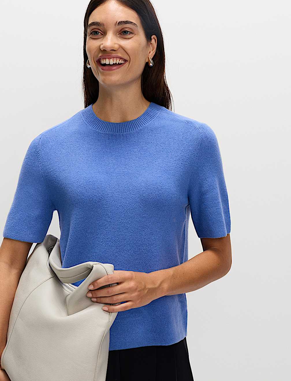 Air-Yarn Crew Neck Knitted Top