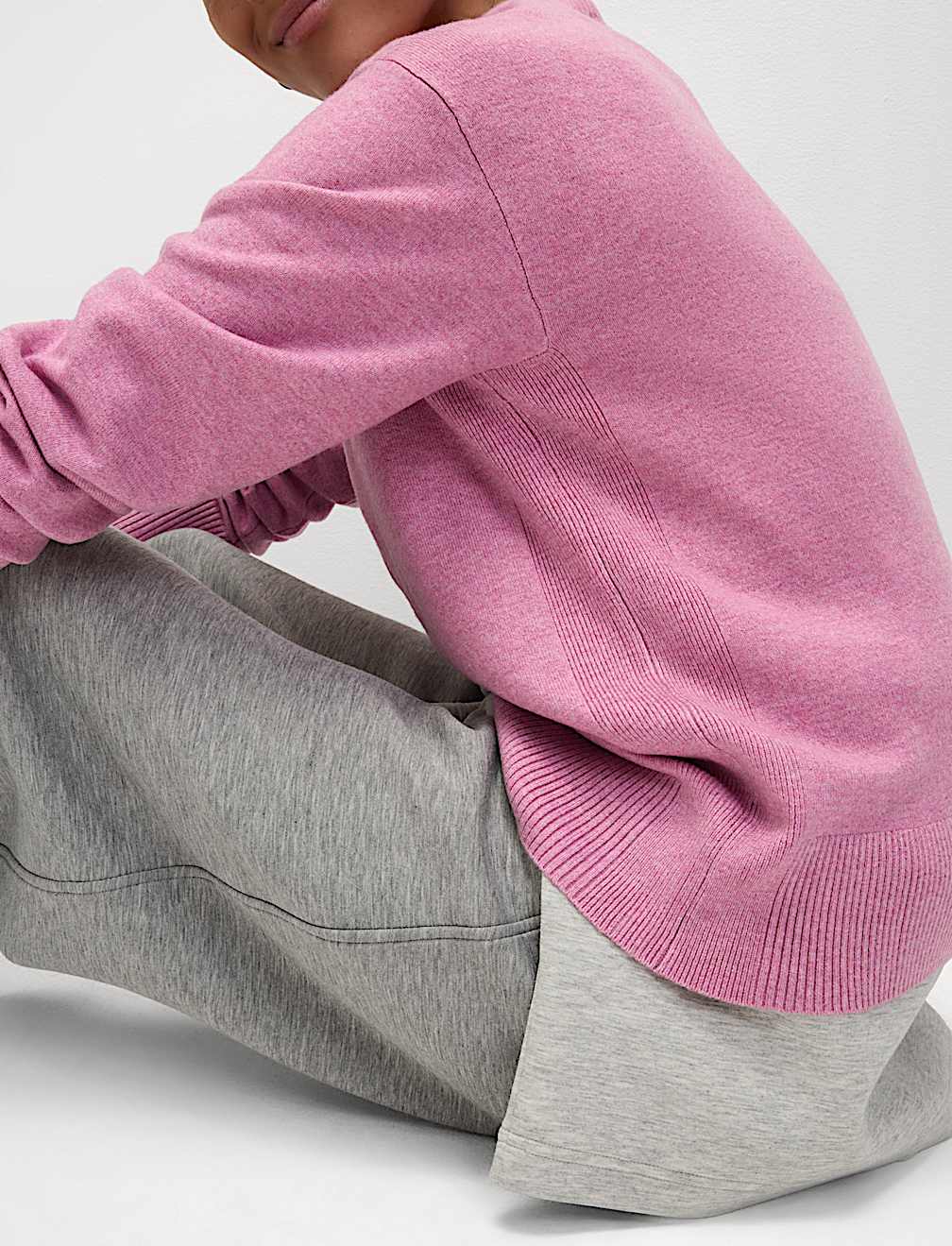 Air-Yarn Crew Neck Jumper