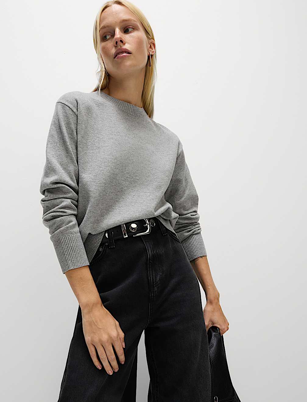 Air-Yarn Crew Neck Jumper