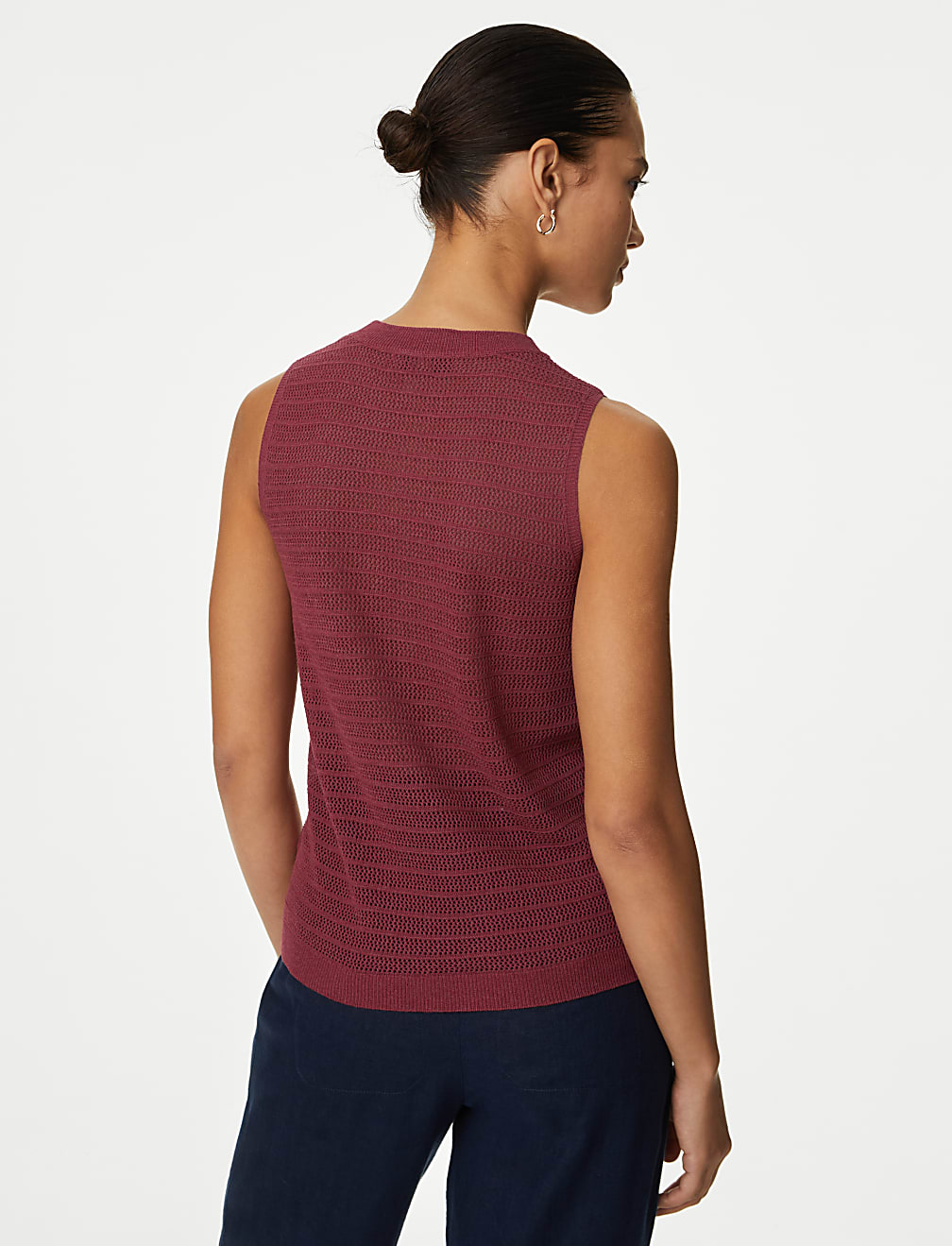 Textured Crew Neck Knitted Vest with Linen