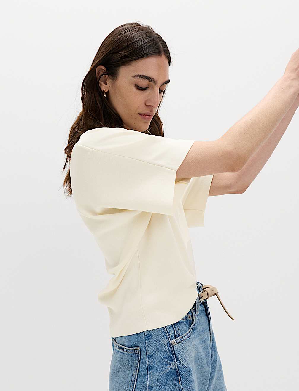 V-Neck Waisted Slim Fit Knitted Top
