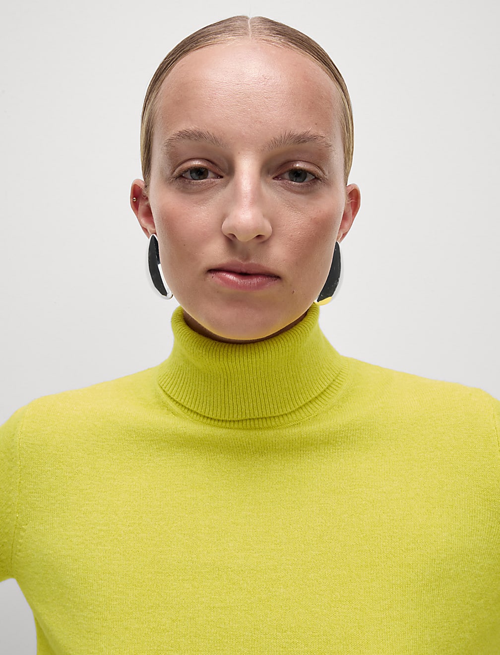 Air-Yarn Roll Neck Jumper