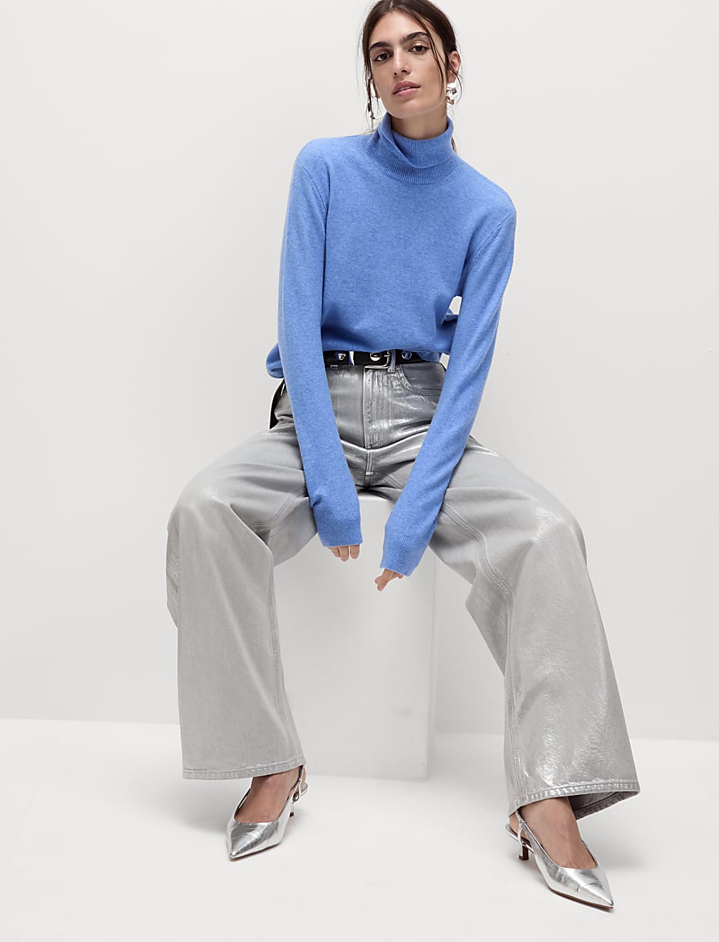 Air-Yarn Roll Neck Jumper