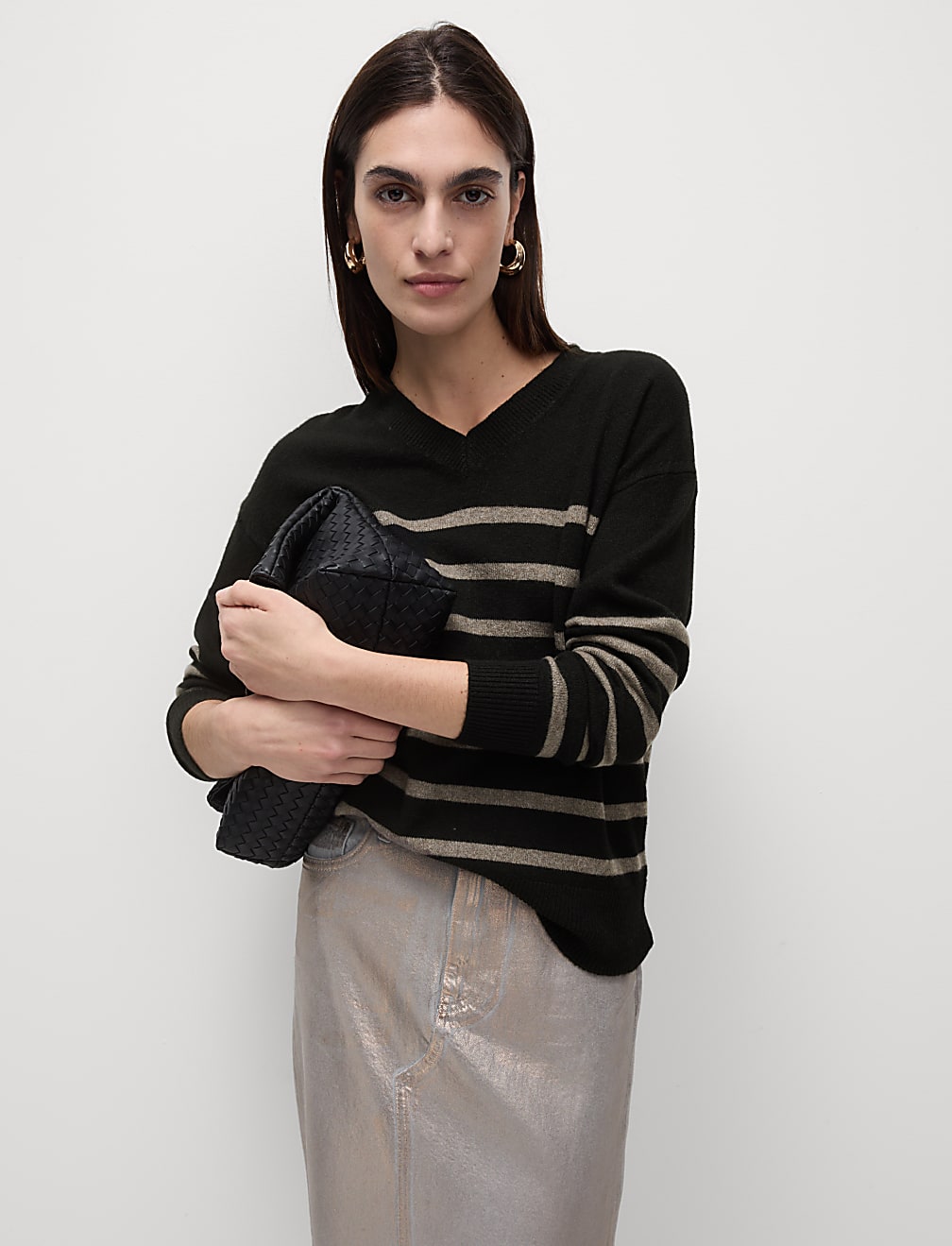 Air-Yarn Striped V-Neck Jumper